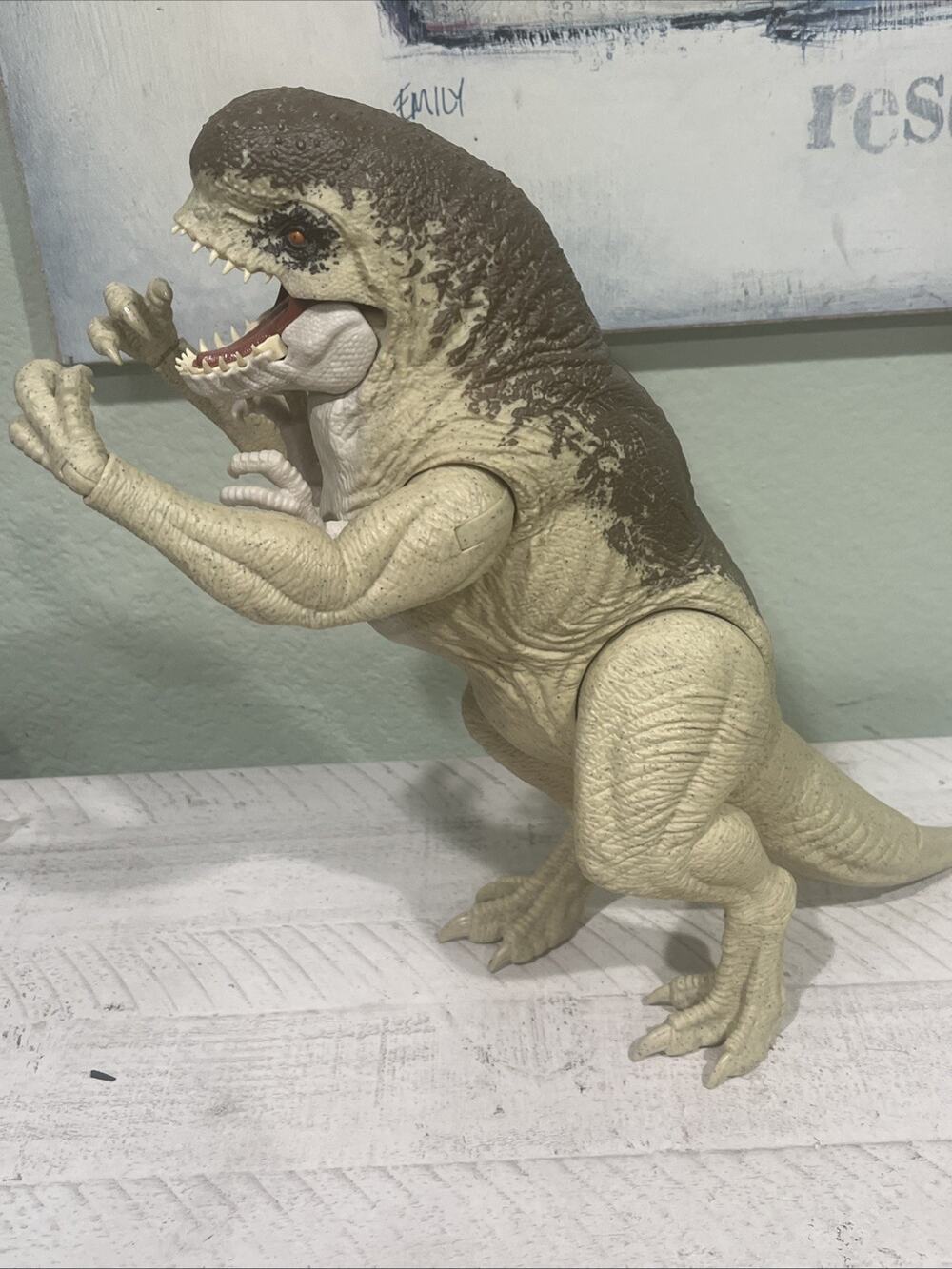 Jurassic World Rebirth Distortus Rex Figure From The Island Escape Set 17 inch